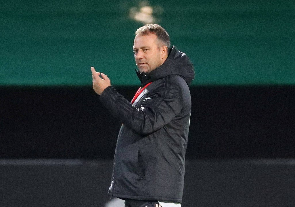 Flick über die belastungssteuerung und torhüter-konkurrenz