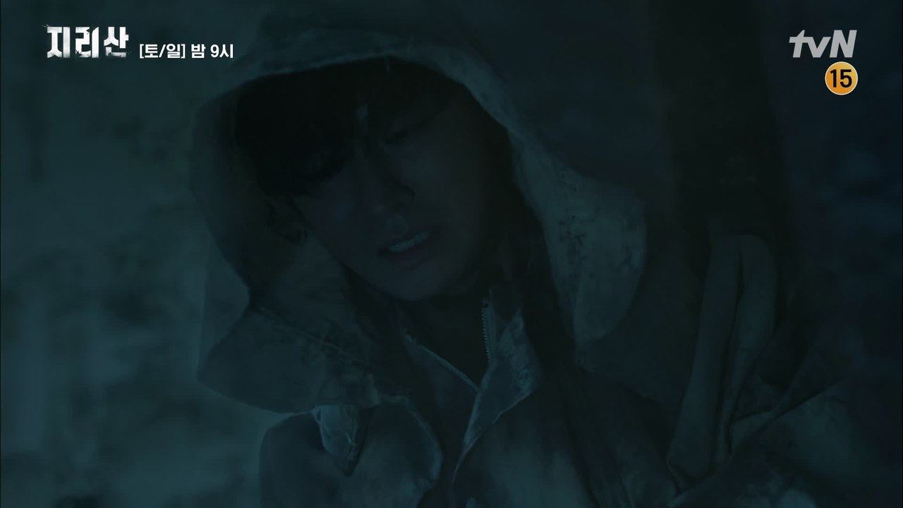 전지현의 손과 발 고민시, 산에서 마주한 ′생령′ 주지훈에 털썩..!