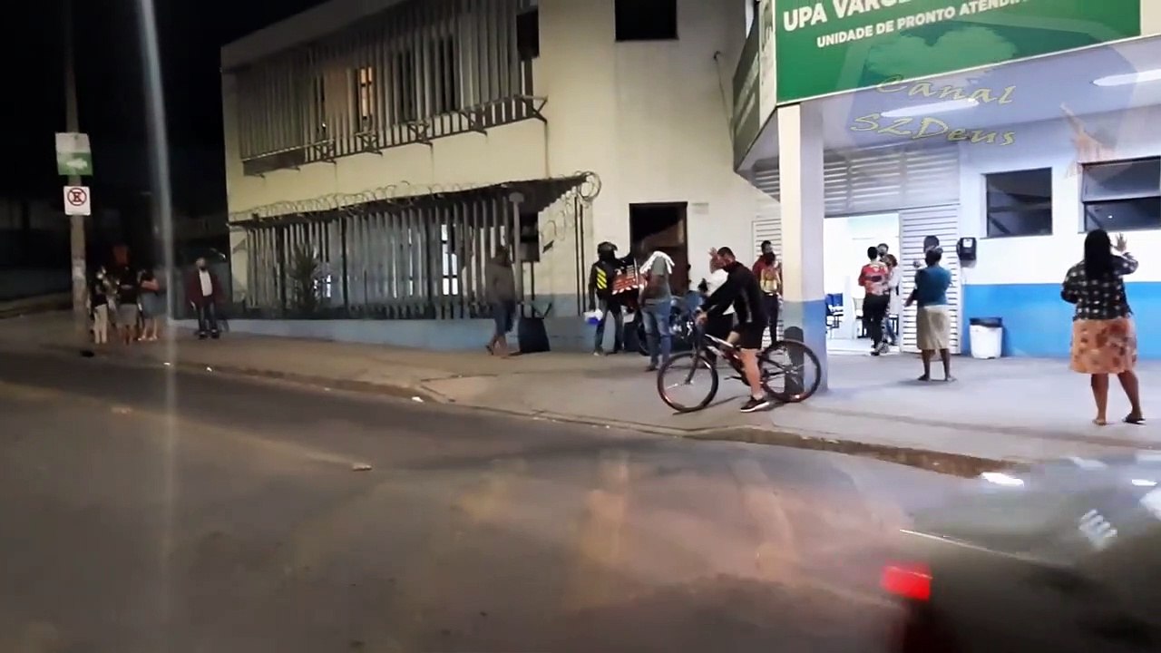 O que que cristãos CERCARAM a UPA VARGEM DAS FLORES para orar contra o COVID 19 em Contagem / MG