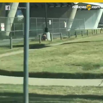 Captan a migrantes cruzar la frontera