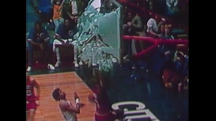 This Day in History: On November 13, 1979 Darryl Dawkins shattered the backboard