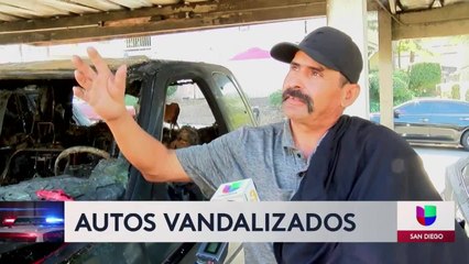 Incendio arrasó con 4 vehículos en zona residencial