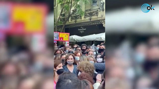 Así recibieron a Yolanda Díaz, Colau y Oltra en Valencia: ¡Fuera la izquierda caviar, sinvergüenzas!