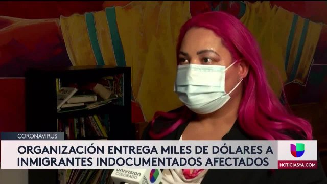 ENTREGAN CHEQUES DE MIL DÓLARES A INDOCUMENTADOS DURANTE LA PANDEMIA