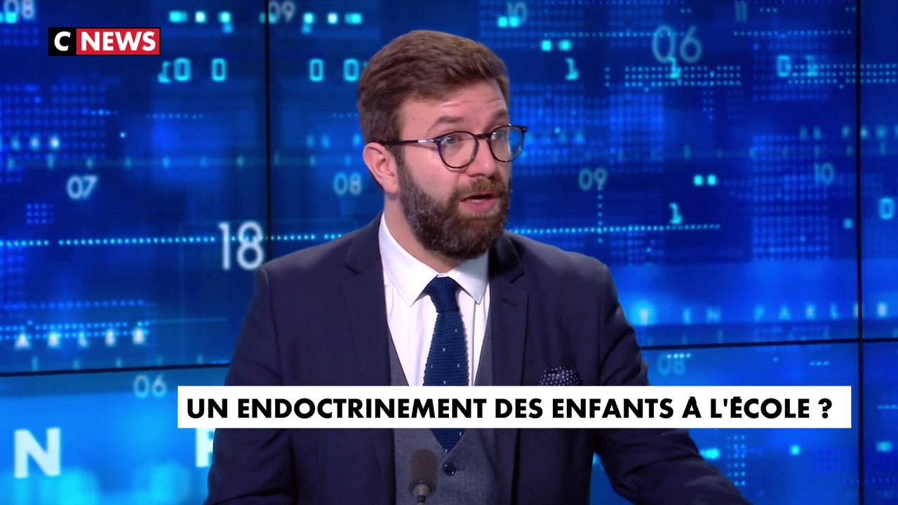 Arthur de Watrigant sur l'éducation : «Il y a un exercice de maths qui propose de calculer le nombre de migrants sur une île»