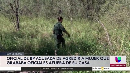 Oficial de BP acusada de agredir a mujer que les grababa desde su casa