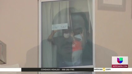 Juez federal ordena al gobierno que deje de retener a niños inmigrantes en hoteles antes de deportarlos