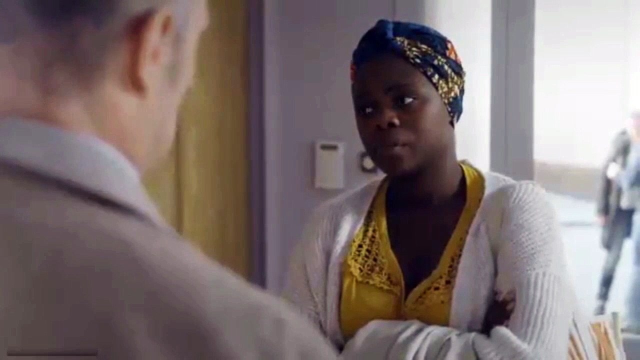 Plus belle la vie : Meinard met la pression à Kalya pour qu’elle avoue tout