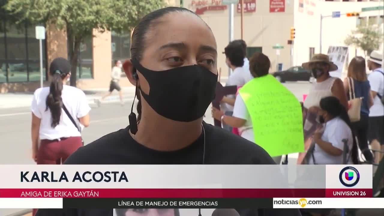 PROTESTA GAYTAN
