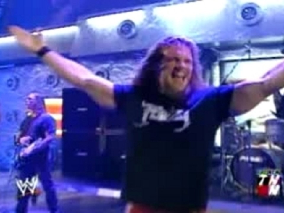 Fozzy- To Kill A Stranger (Live WWE Raw) -