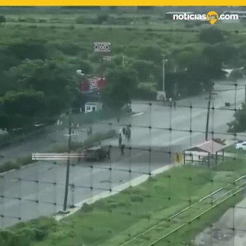 Terror en Mexico, se desatan balaceras y bloqueos en Sinaloa