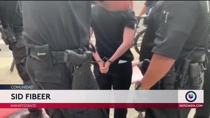 Protesta  contra del cambio climático termina en arrestos