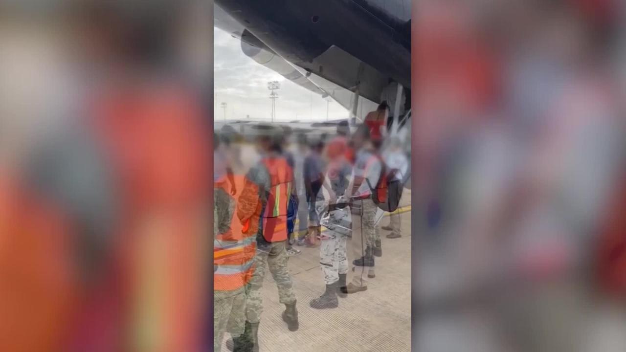 BHDN_IN-56TU_MEXICO_ 110 MIGRANTS SENT BACK TO HONDURAS _CNNA-ST1-100000000598a2b7_174_2.mp4