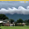 Nubes en forma de olas