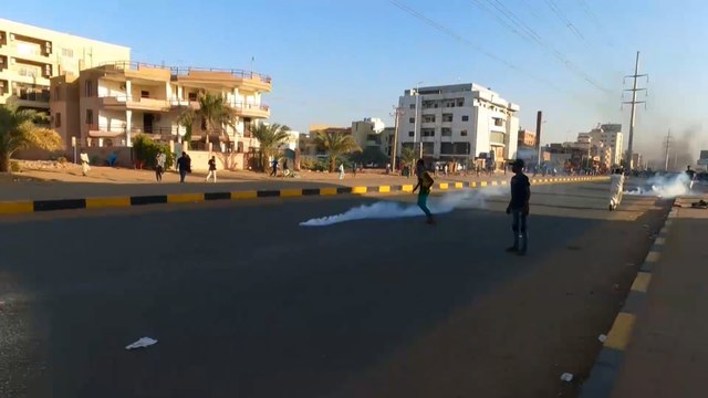 مظاهرات في مدن سودانية عدة احتجاجا على قرارات البرهان