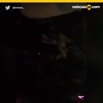 Cantante llora mientras polica saca a fans gays de concierto