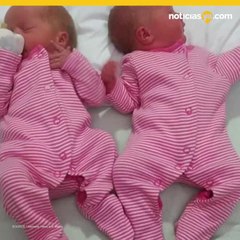 dio a luz a gemelas sin saber que estaba embarazada