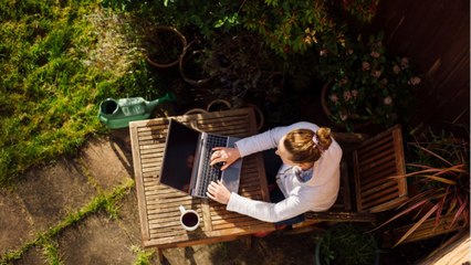 Fonction publique : voici à partir de quand l’indemnité de télétravail sera versée