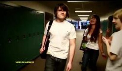 Colegio comunitario recibe fondos