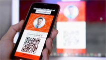Covid-19 : bientôt une lourde sanction si vous ne flashez pas le QR code du carnet de rappel au resto ?
