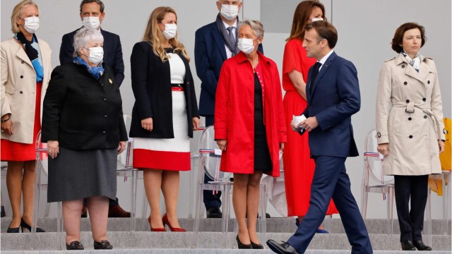 Licenciement : ce que prévoit précisément l’exécutif pour les personnels non vaccinés ou sans pass sanitaire