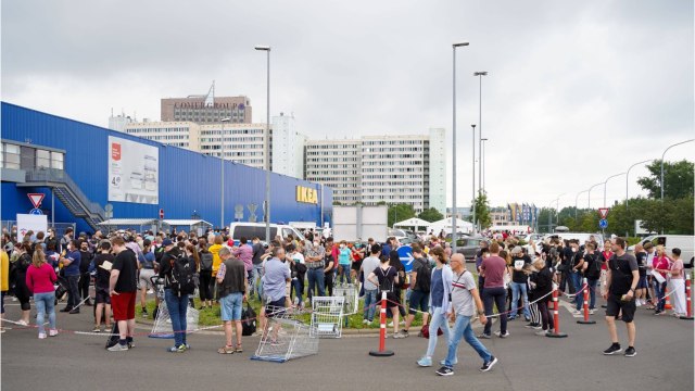 Ikea dans la tourmente, la provenance du bois des meubles en question