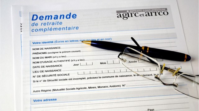 Retraite complémentaire Agirc-Arrco : les pistes des partenaires sociaux pour remettre le régime sur les rails