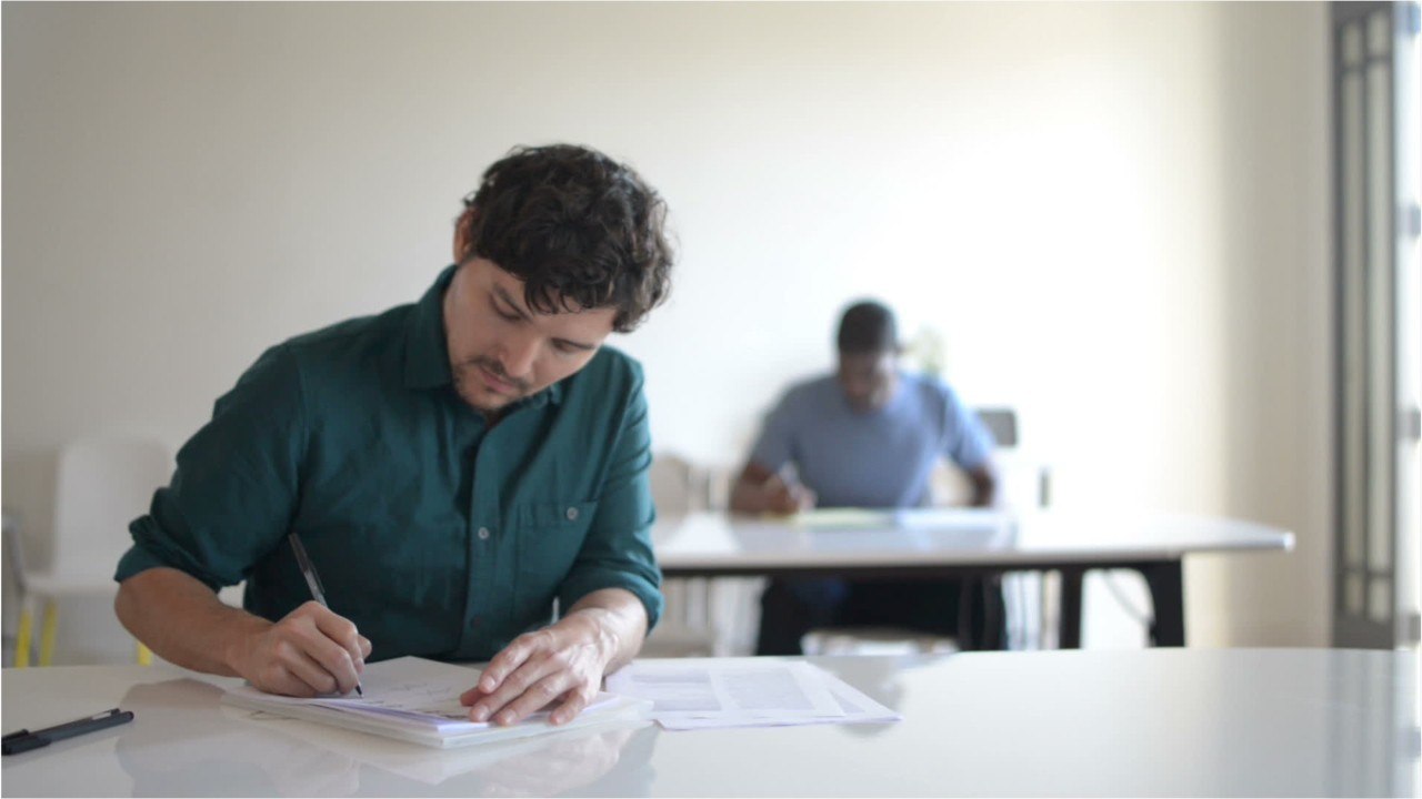 Des profs d’éco et les "atterrés" trouvent un sujet du Bac trop "orienté"