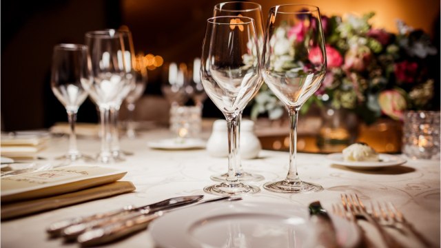 Plusieurs ministres surpris dans des restaurants clandestins parisiens ?