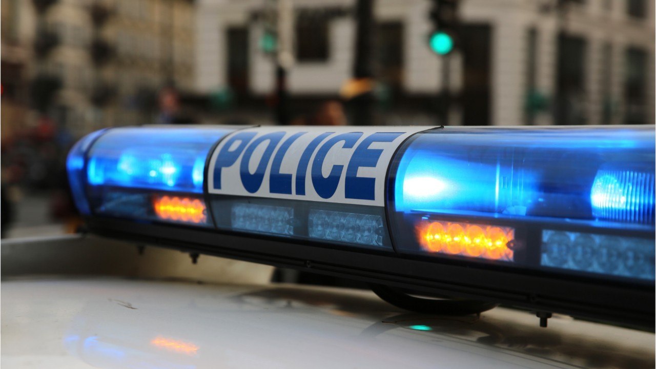 Seine-Saint-Denis : pendant son petit-déjeuner, un homme se fait voler des milliers d'euros de bijoux
