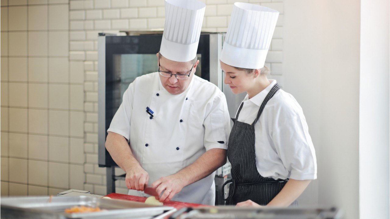 Comment devenir commis de cuisine ?
