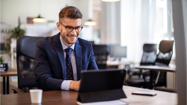 Salaires : voici combien gagnent les commerciaux, région par région