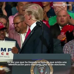 Trump ID con foto para ir de compras
