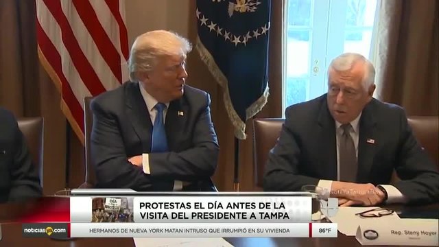 Trump visitará Tampa Bay mañana y lo esperan con manifestaciones