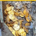 Descubren monedas de oro en stano de antiguo teatro