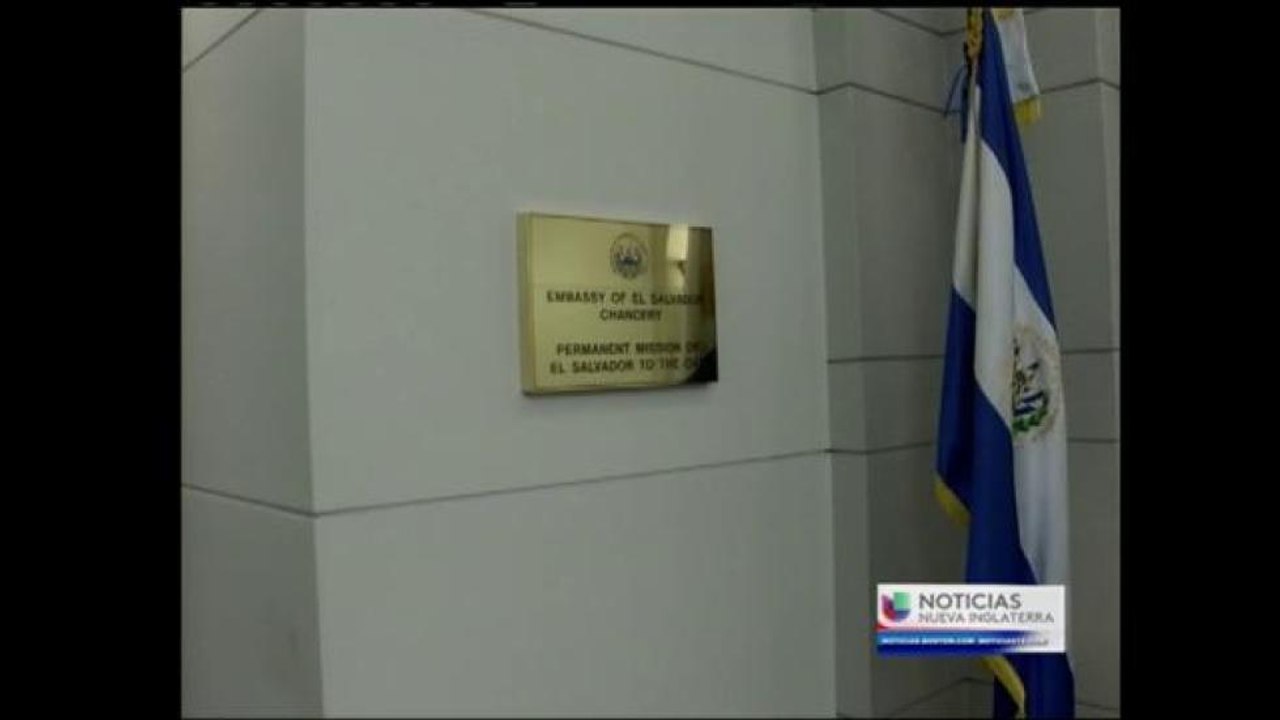 Salvadoreños beneficiados por acuerdo laboral