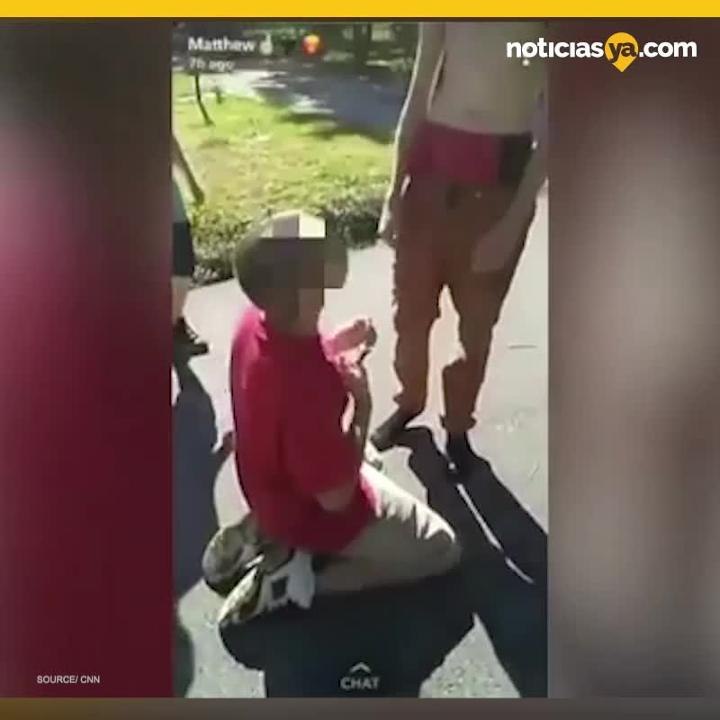 golpean a adolescente autista