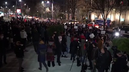 Ativistas exigem remoção do mural de Ratko Mladic