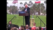 Bernie Sanders visito Santa Bárbara y Santa María.