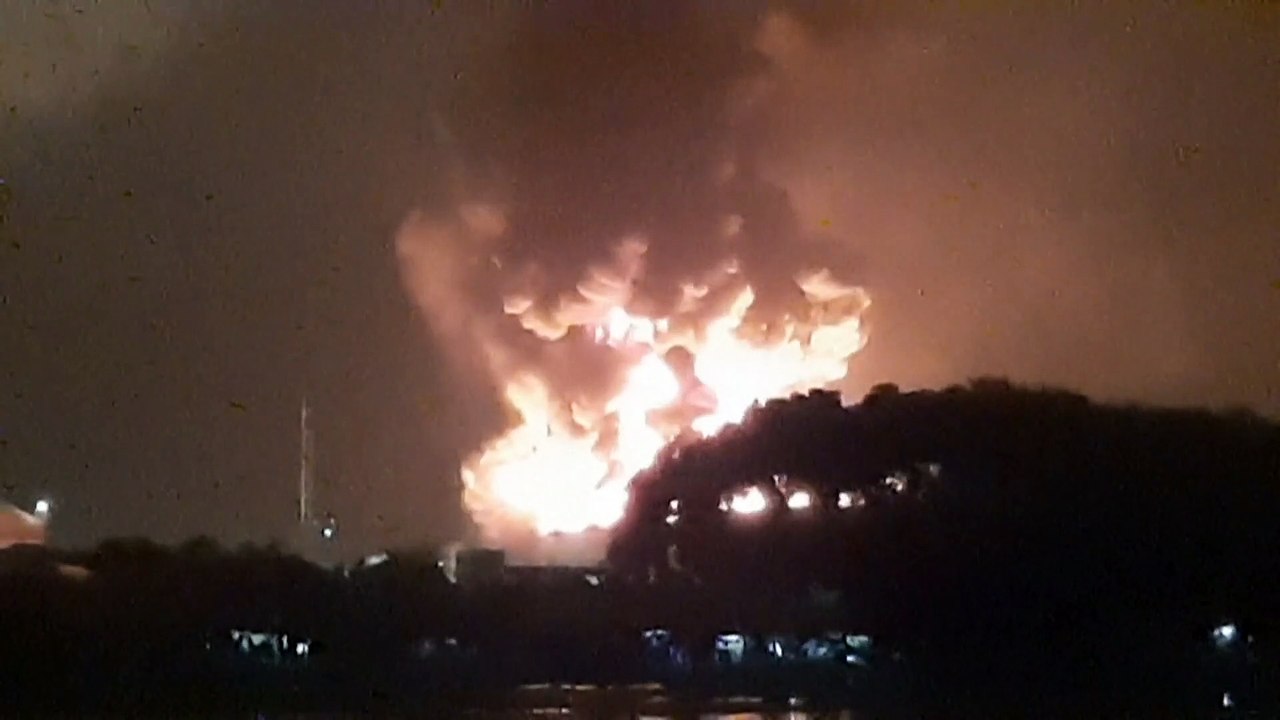 War es ein blitz? gigantischer feuerball über java