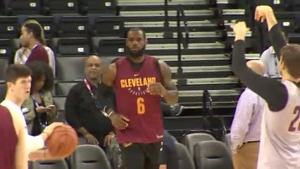 Warriors want to finish the job; more from NBA Finals Media Day - Story  KTVU - httpwww.ktvu.comnewswarriors-want-to-finish-the-job-more-from-nba-finals-media-day (1)