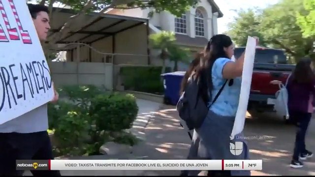 Noticias Laredo 5pm 011118 - Clip - dreamers
