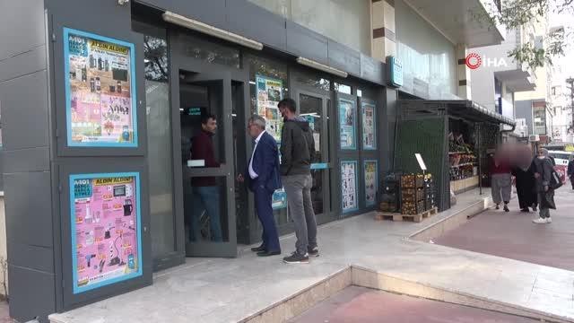 Sevdiği kız konuşma talebini reddedince marketin ortasında kendini vurdu