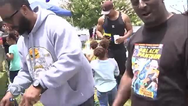 Bringing the whole city out BBQing While Black at Lake Merritt draws diverse crowds - Story KTVU - http ktvu.comnewsbringing-the-whole-city-out-bbqing-while-black-at-lake-merritt-draws-diverse-crowds# (1)
