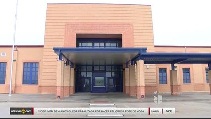 Noticias Laredo 5pm 022718 - Clip - nueva escuela