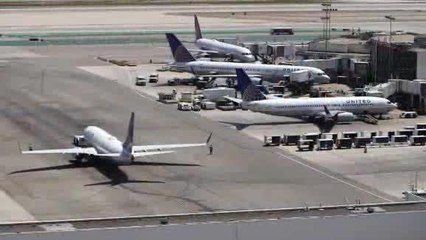 WM16x9N_PO-60SU_FILE- TRUMP TO ANNOUNCE INFRASTRUCTURE PLAN MOND_CNNA-ST1-10000000046c0b7d_201_0W.wmv