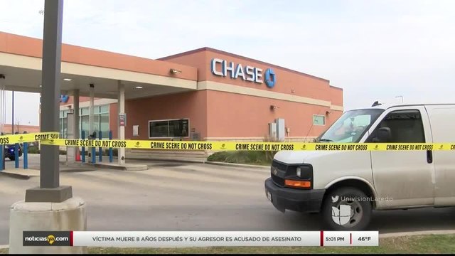 Noticias Laredo 5pm 020718 - Clip - robo chase