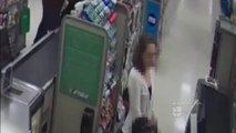 Captan a sujeto grabando las partes íntimas de mujeres en supermercado