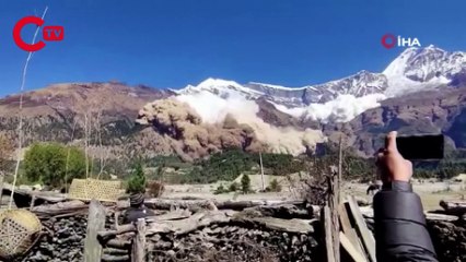 Nepal'de ortaokula çığ düştü: 11 yaralı