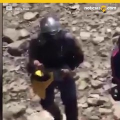 Bebita sobrevive después de que su madre la arrojara de un puente